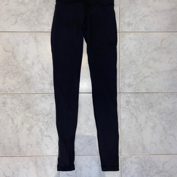 Lululemon reversible leggings - Picture 1 of 4